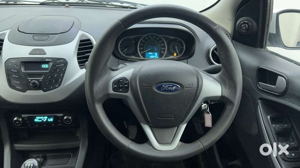Ford Figo 2012-2015 Petrol Titanium, 2016, Petrol