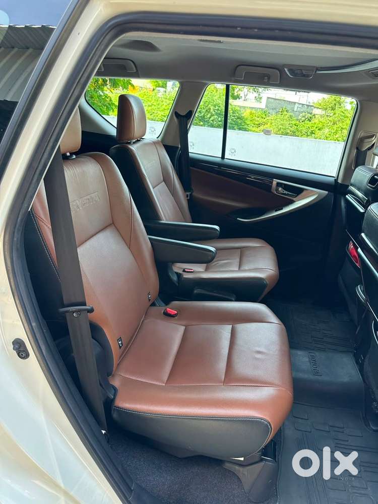 Toyota Innova Crysta Zx At  2022  Diesel  Well Maintained