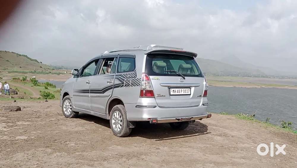 Toyota Innova 2012 Diesel 160000 Km Driven