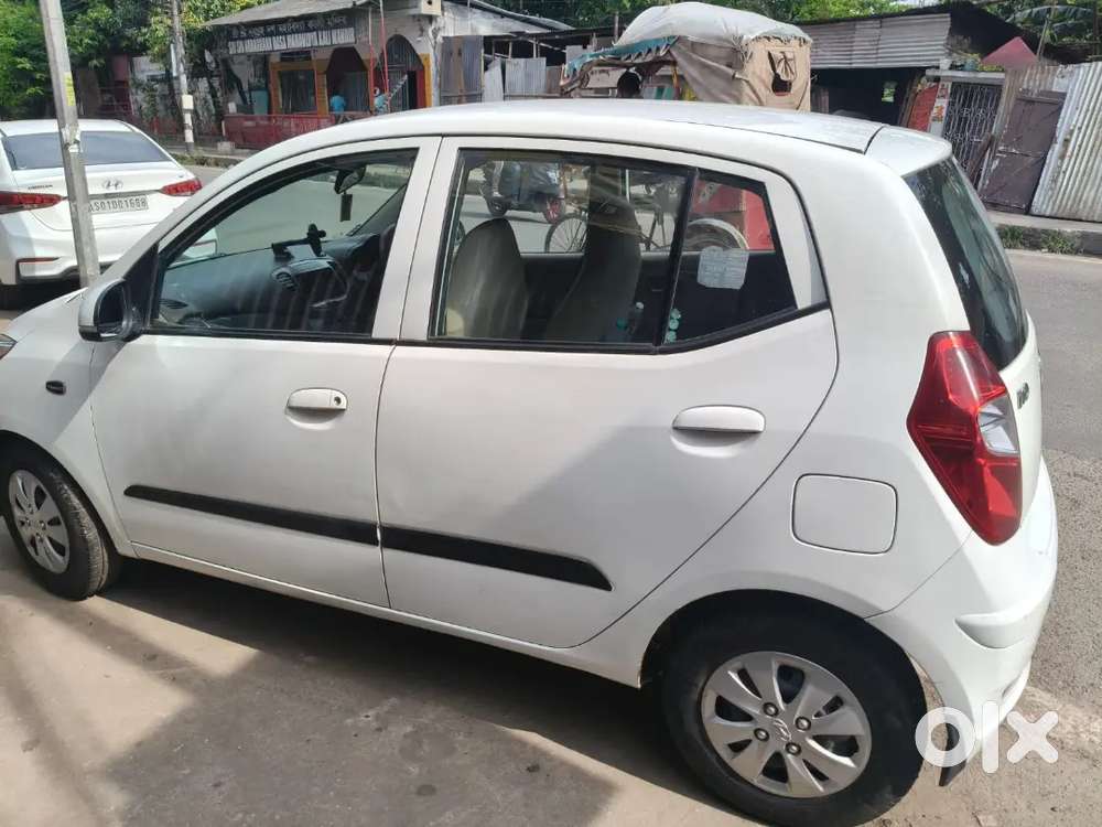 Hyundai Grand I10 Sportz 2013 Petrol Manual