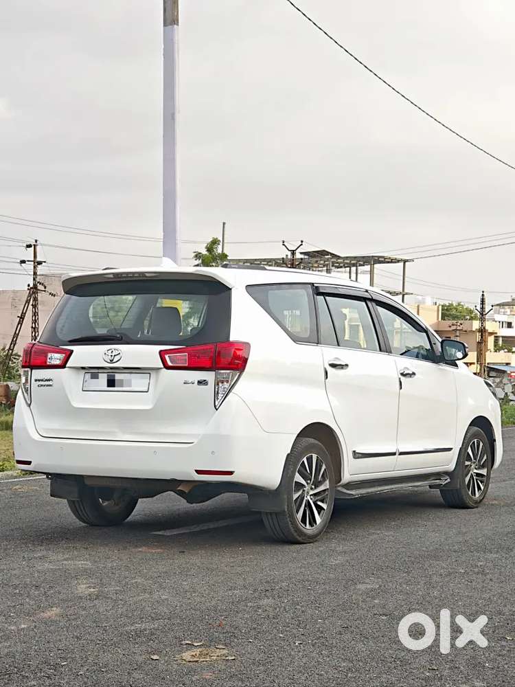 Toyota Innova Crysta 2.4 Z Diesel Manual 2024