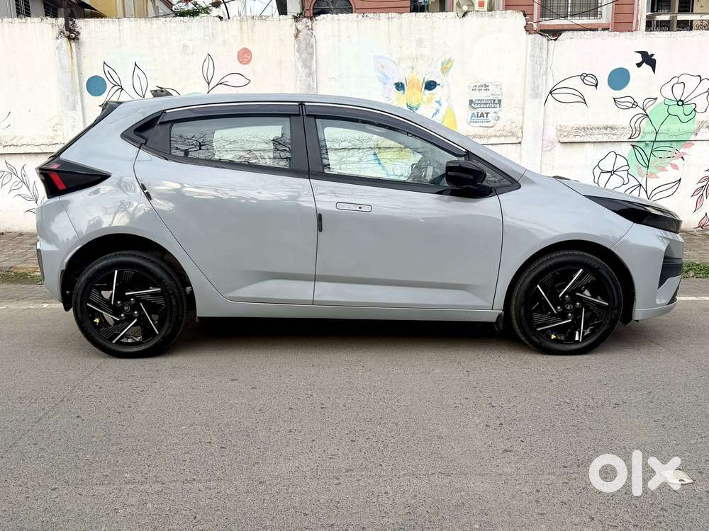 Tata Altroz 1.5 Xz Plus Diesel Dark Edition, 2025, Diesel