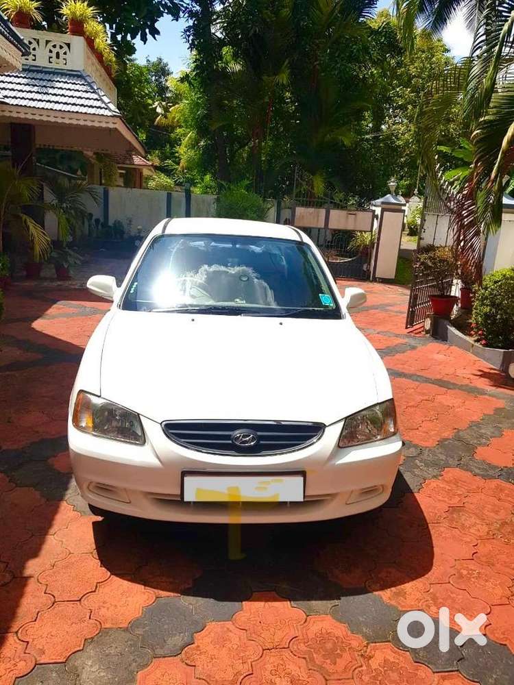 Hyundai Accent Hatchback 2010 Petrol 57000 Km Driven