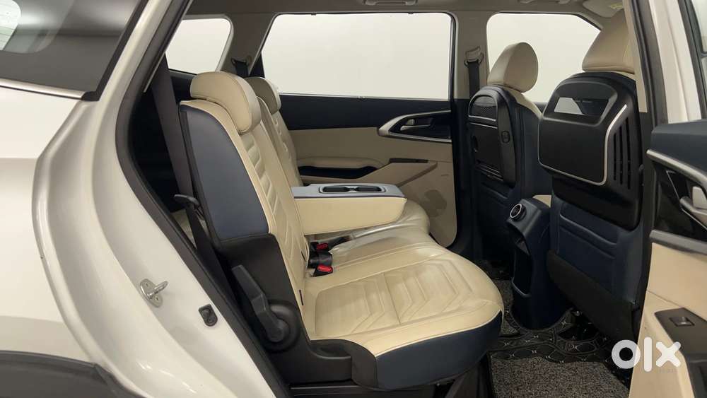 Kia Carens 1.5 Luxury Plus Diesel At 7 Str, 2023, Diesel