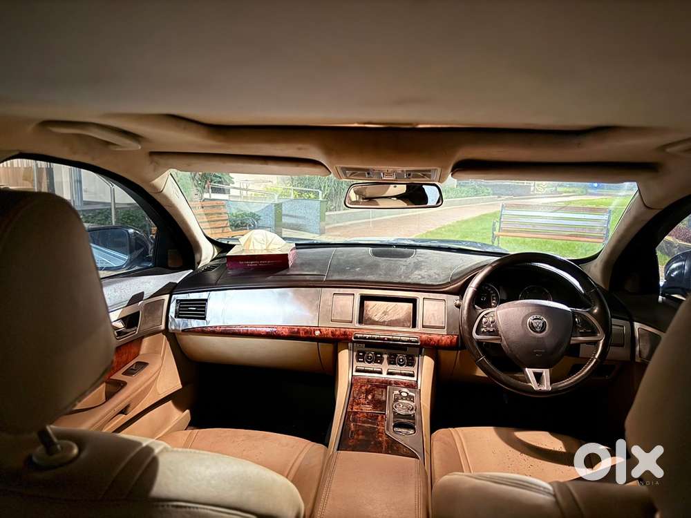 Jaguar Xf Diesel 2011