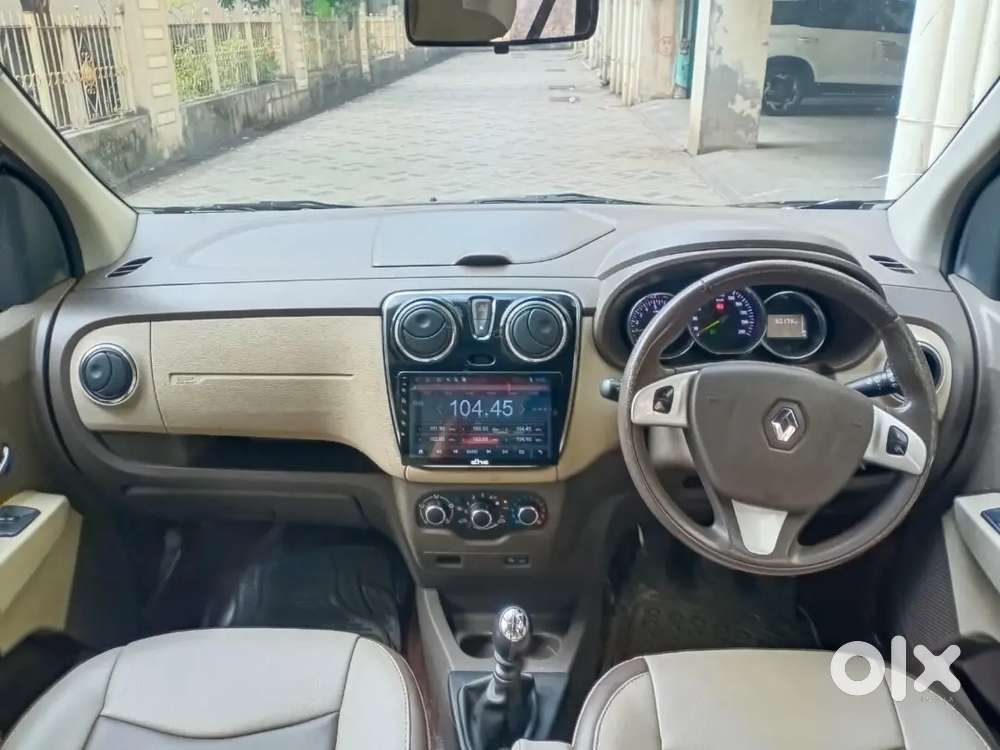 Renault Lodgy 2016 Diesel 67000 Km Driven