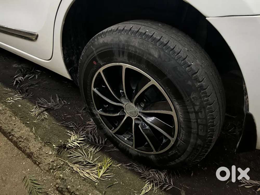 Maruti Suzuki Dzire 2022 Petrol 55000 Km Driven