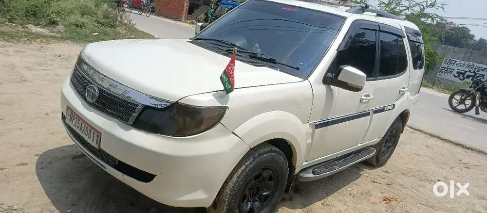 Tata Safari Storme 2013 Diesel 122000 Km Driven