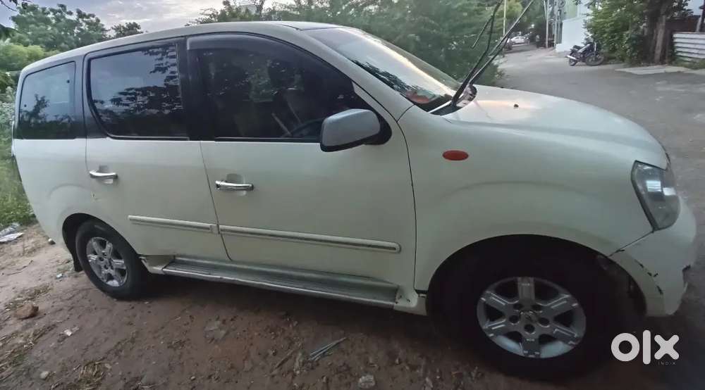 Mahindra Xylo Diesel 2012