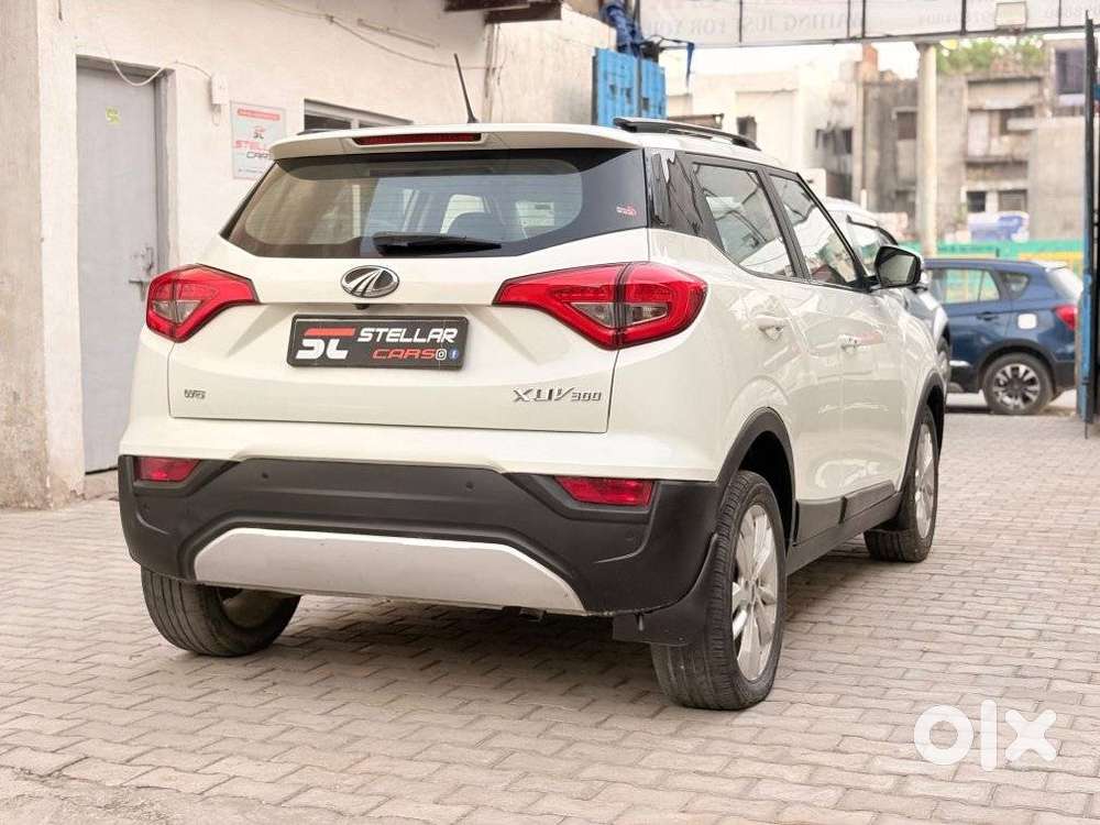 Mahindra Xuv300 W8 Diesel, 2021, Diesel