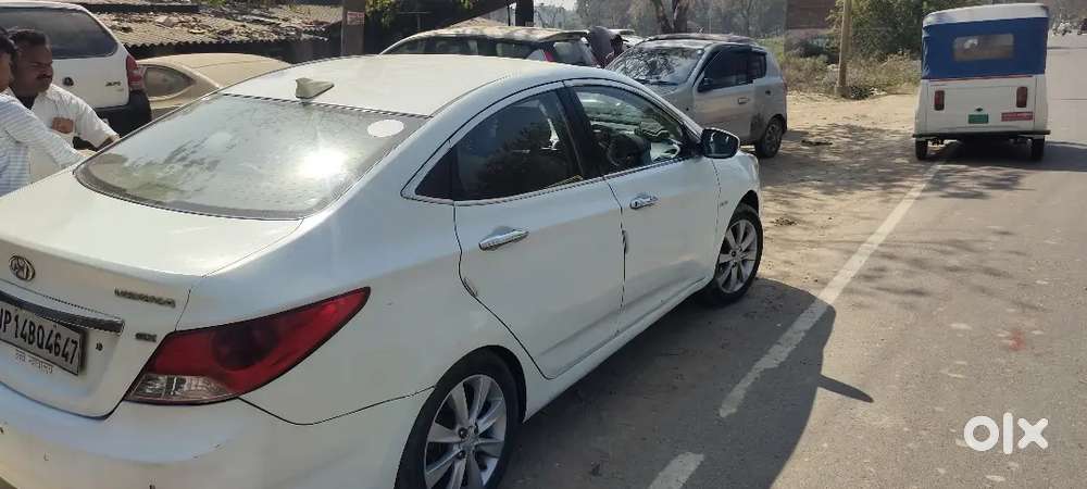 Full Top  Hyundai Verna