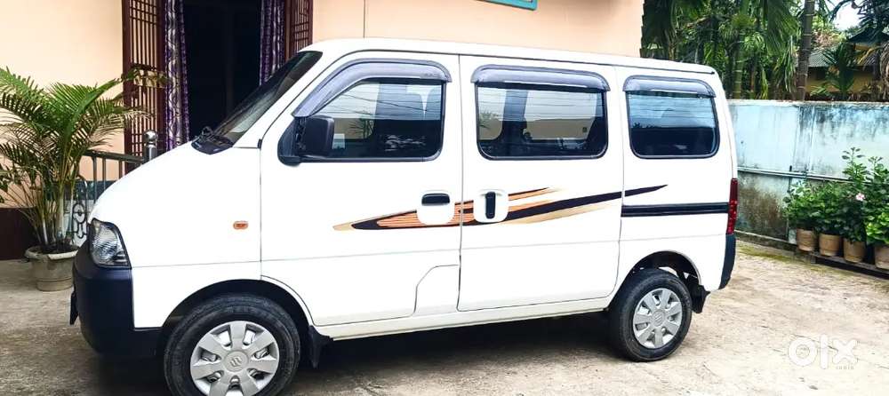 Maruti Suzuki Eeco 2022 Petrol 25000 Km Driven