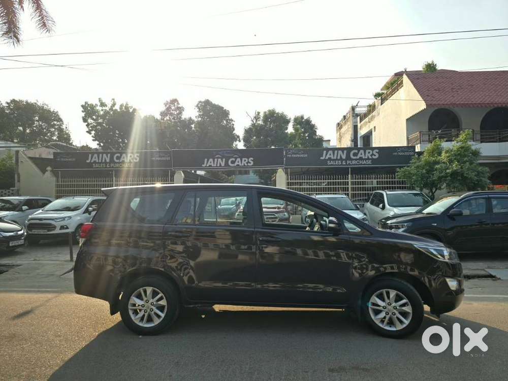 Toyota Innova Crysta 2.4 G Plus Mt 7 Str, 2020, Diesel