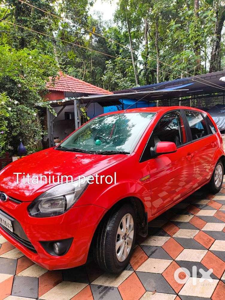 Ford Figo 1.2p Titanium Mt, 2012, Petrol