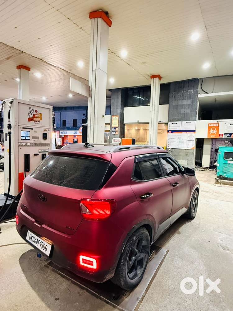 Hyundai Venue Petrol 2021