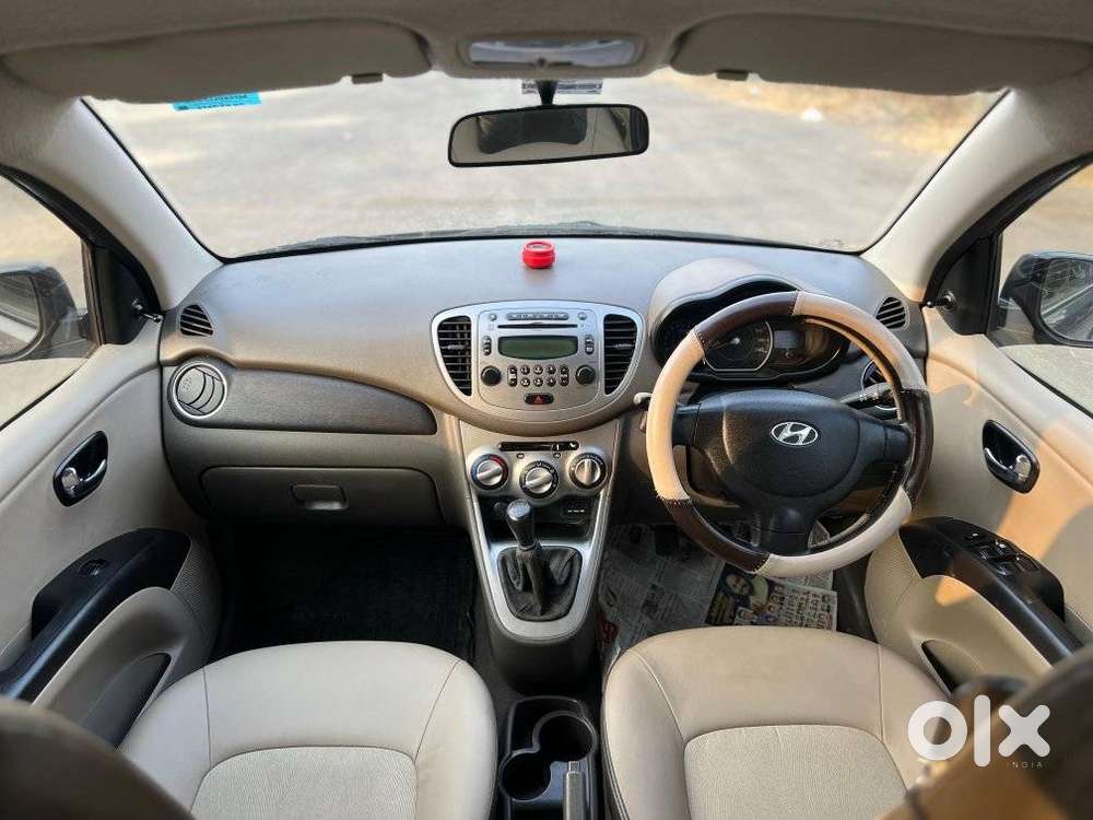 Hyundai I10 Sportz, 2015, Petrol