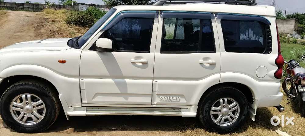Mahindra Scorpio Vlx 2014