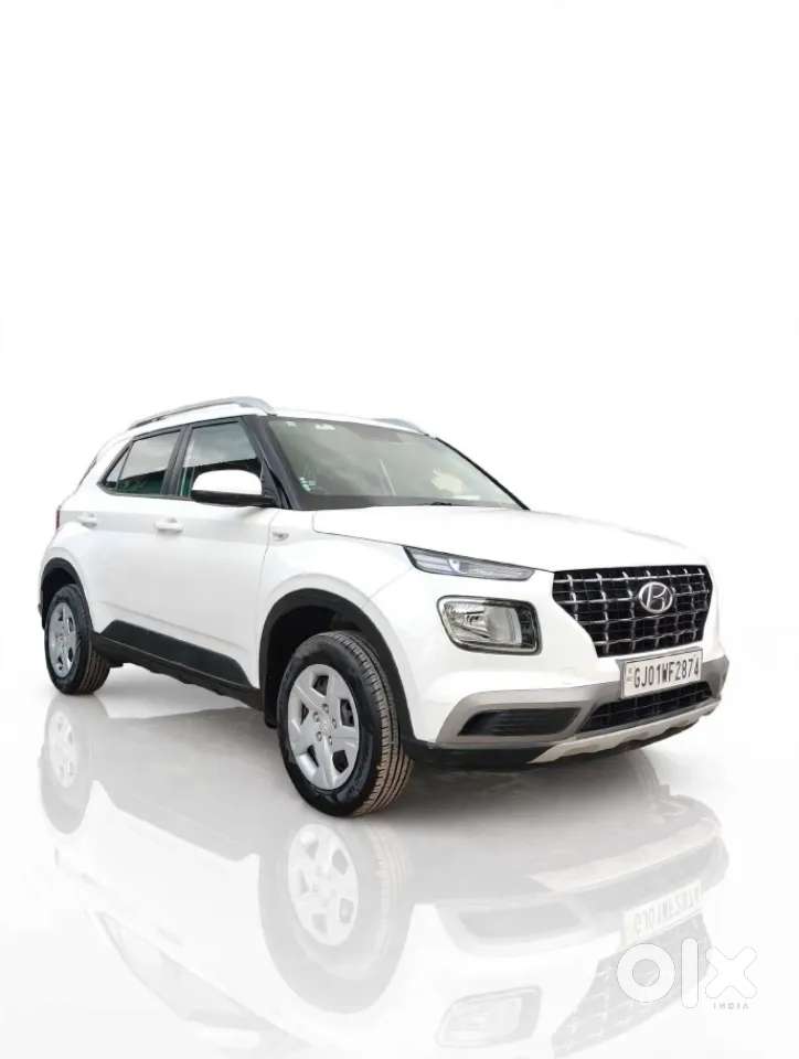 Hyundai Venue S 1.2 Petrol, 2022, Petrol