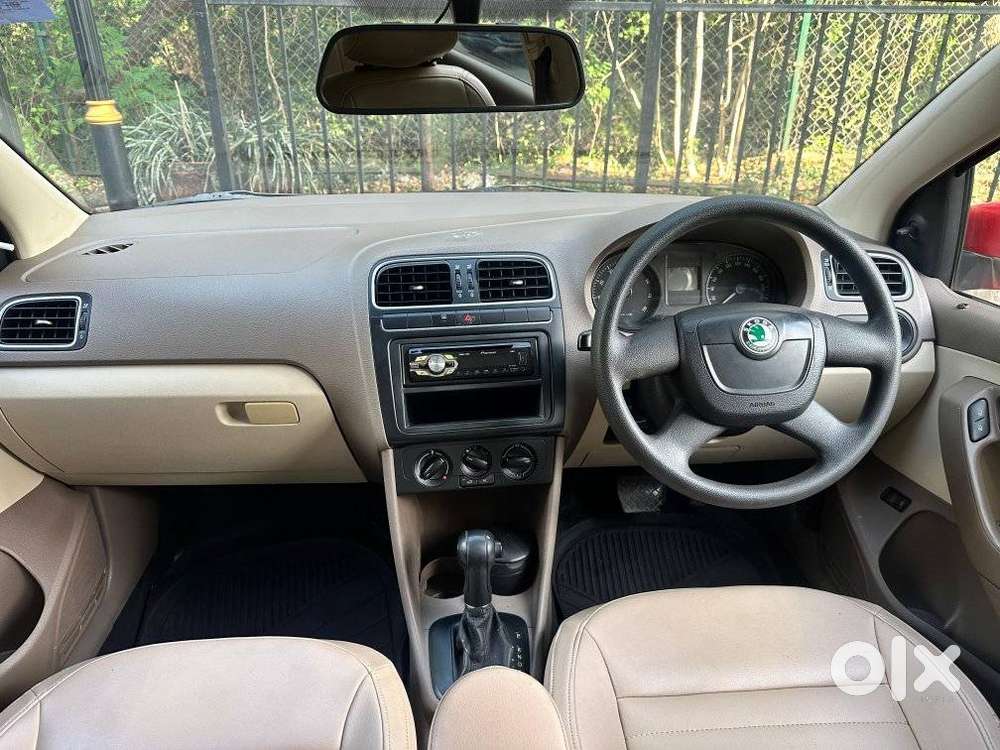 Skoda Rapid 1.6 Mpi At Ambition, 2012, Petrol