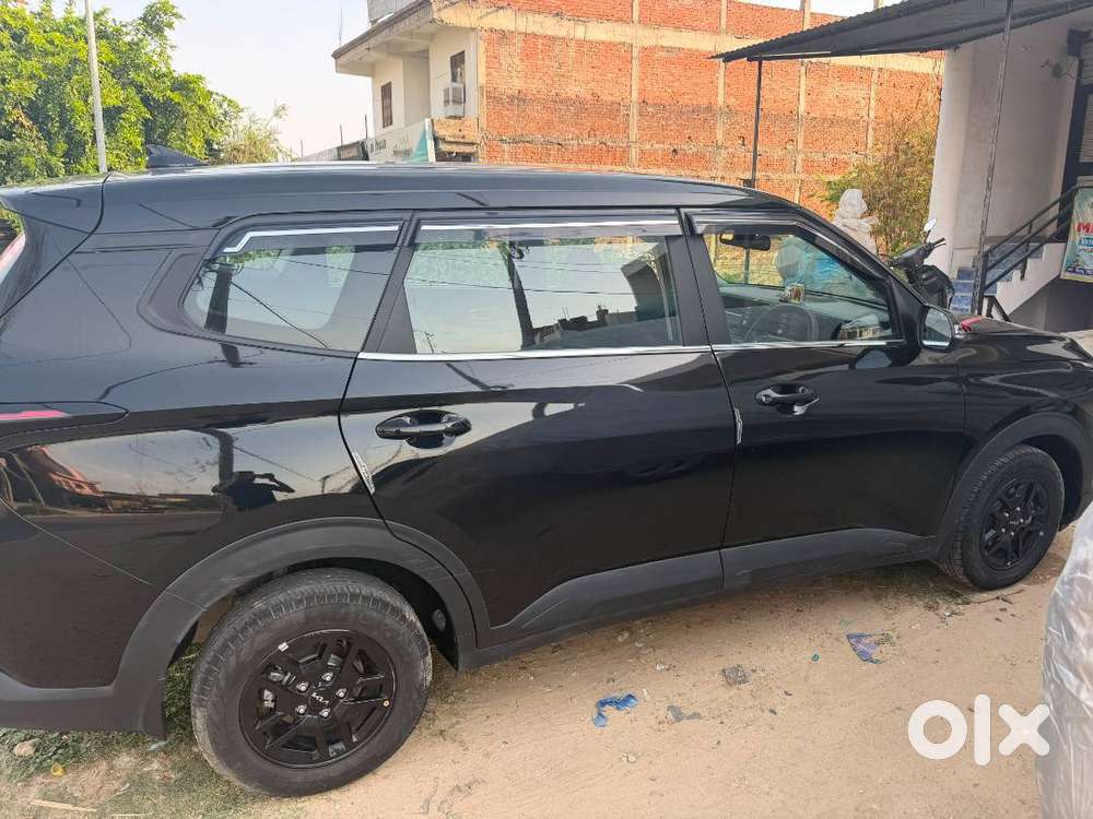 Kia Carens Clavis 2026 Petrol 11000 Km Driven