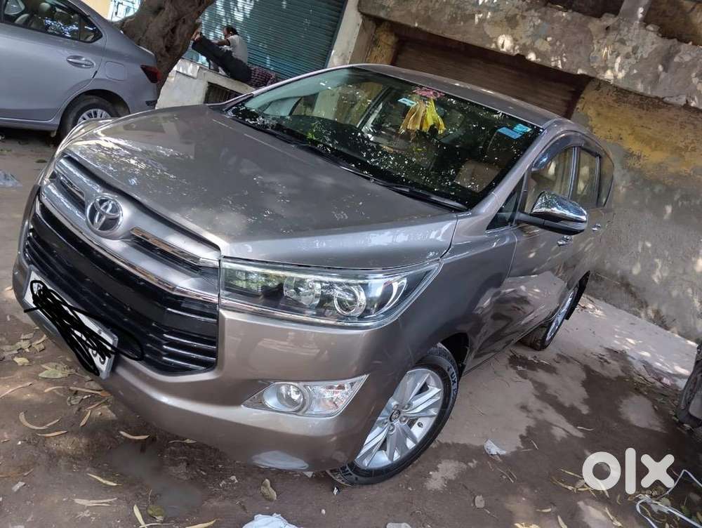 Toyota Innova Crysta Top Model