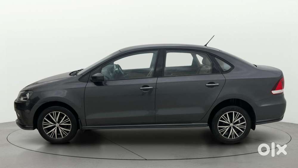 Volkswagen Vento Petrol Highline AT, 2019, Petrol