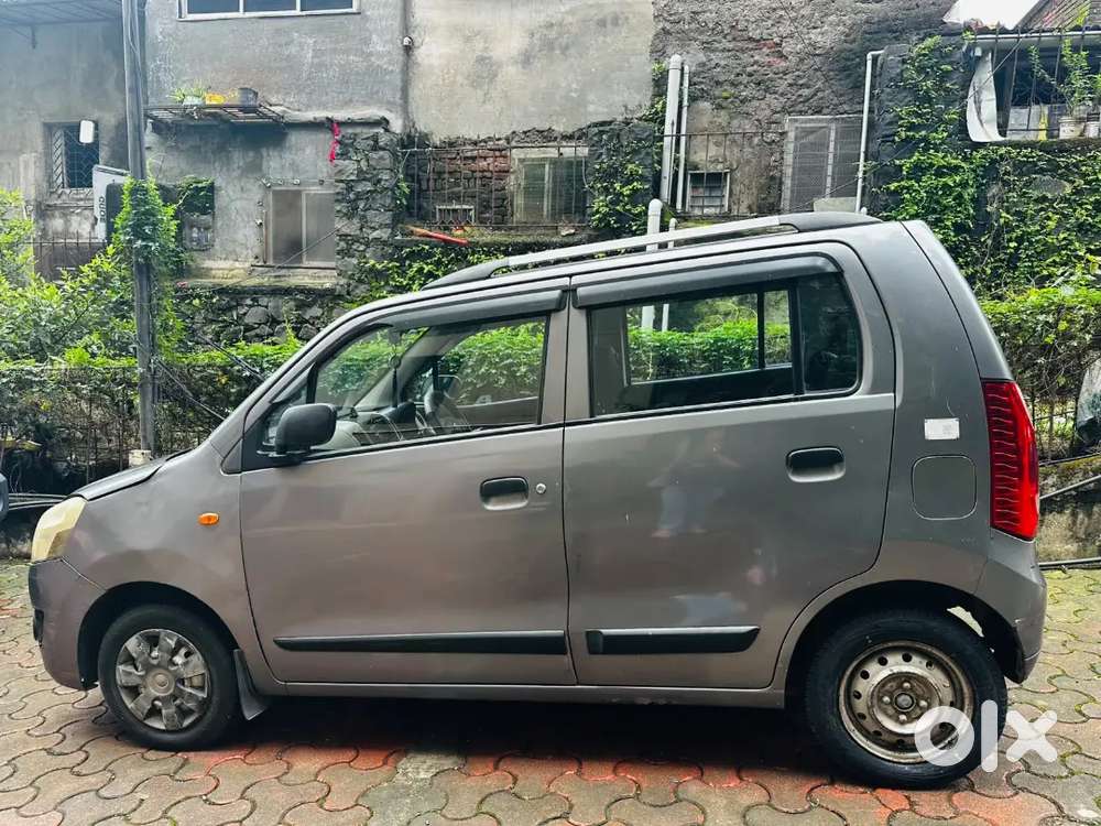 Maruti Suzuki Wagon R Lxi 2012