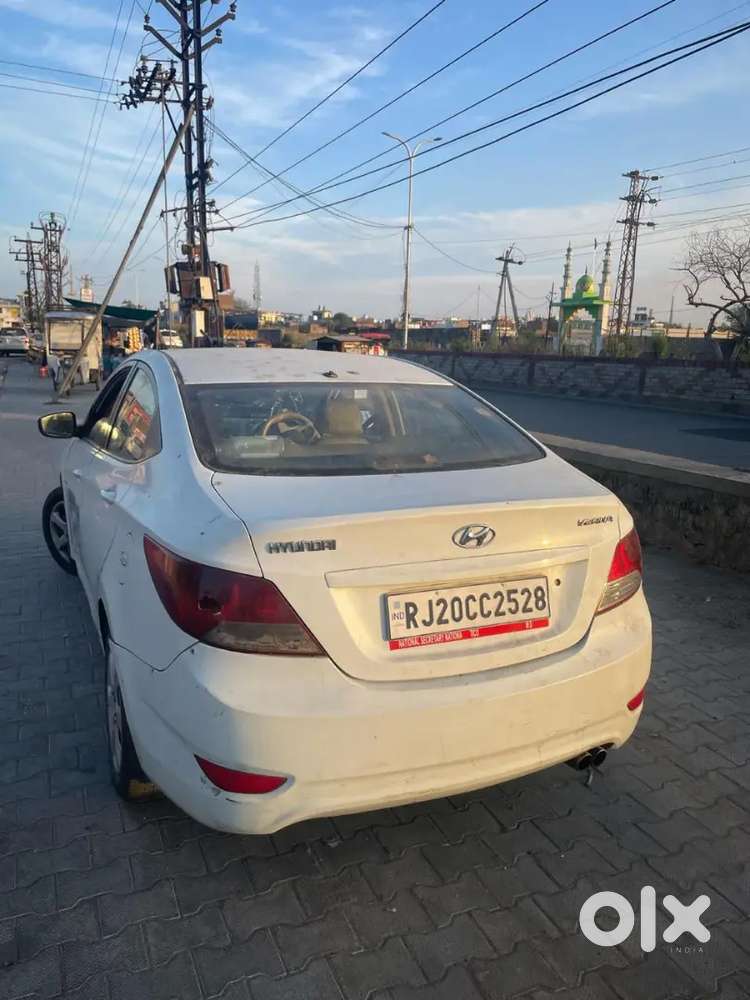 Hyundai Fluidic Verna 2012 Diesel 138000 Km Driven