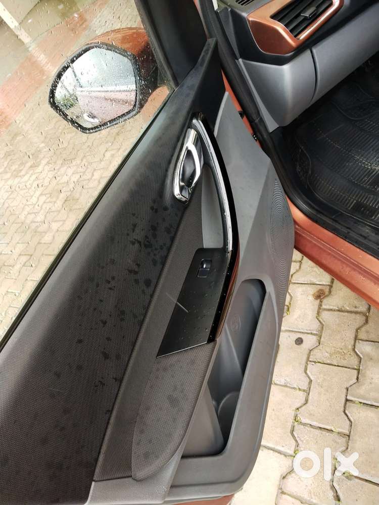 Tata Tigor Petrol 2018