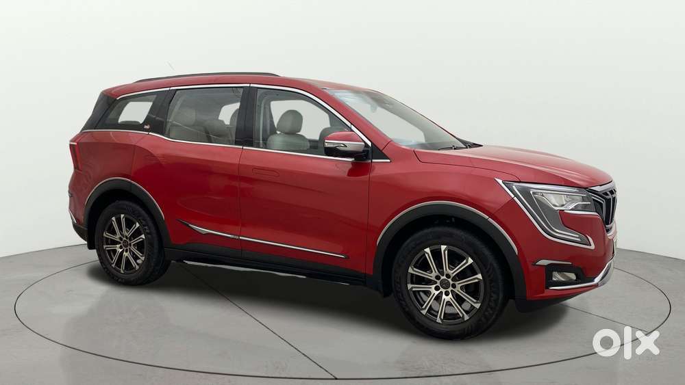 Mahindra Xuv700 2.0 Ax 7 Petrol Mt Str, 2021, Petrol