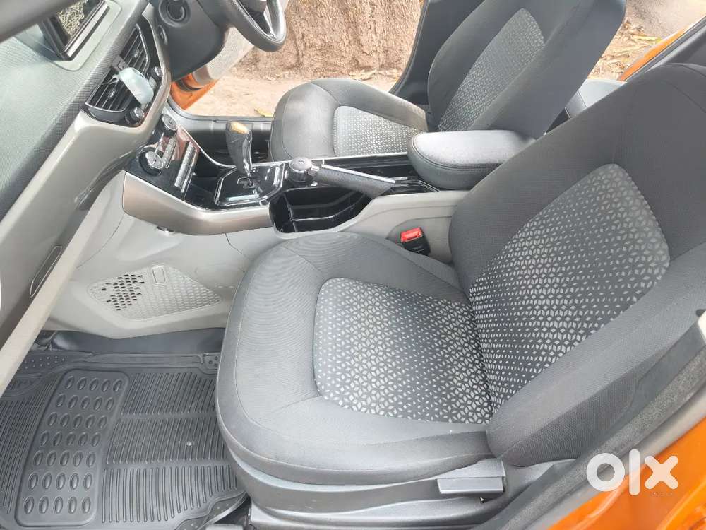 Tata Nexon 2019 Petrol Well Maintained ( Single Owner Lady Driven)