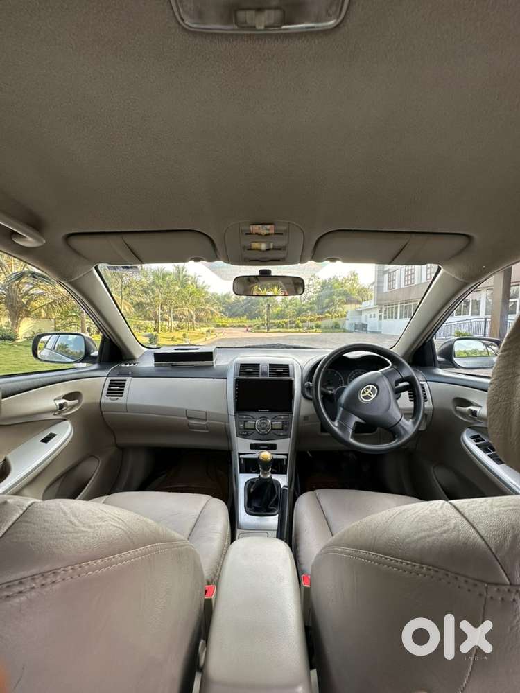 Toyota Corolla Altis 2012