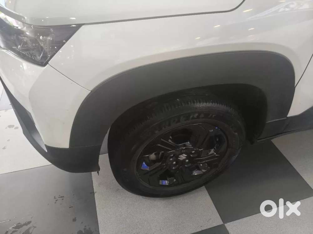 Maruti Suzuki Vitara Brezza 1.5 Zxi At, 2024, Petrol