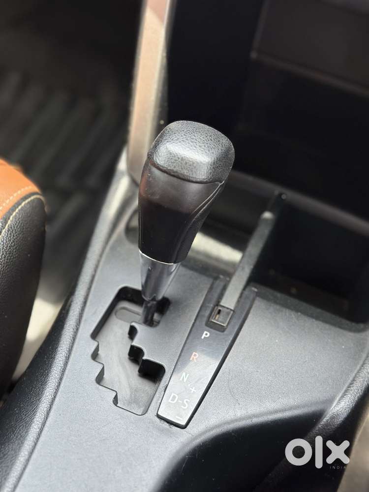 Toyota Innova Crysta 2.8 Gx At 8 Seater, 2019, Diesel