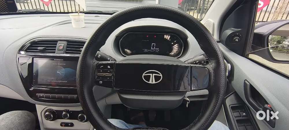 Tata Tiago 1.2 Revotron Xt (o) 2025 Model