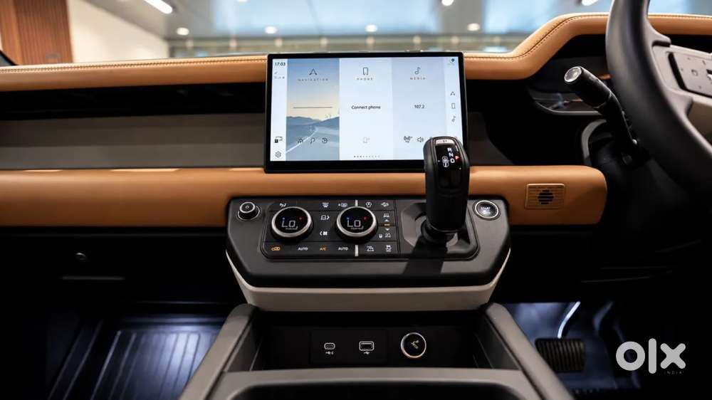 Land Rover Defender, 2024, Petrol