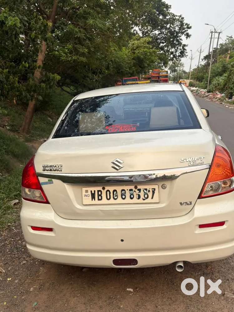 Maruti Suzuki Dzire 2011 Petrol 64100 Km Driven