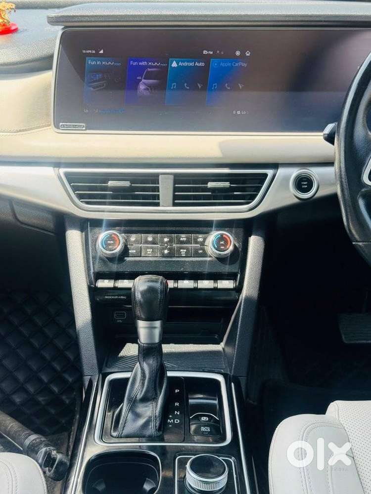 Mahindra Xuv700 2.2 Ax 7 Diesel At Luxury Pack Str Awd, 2022, Diesel