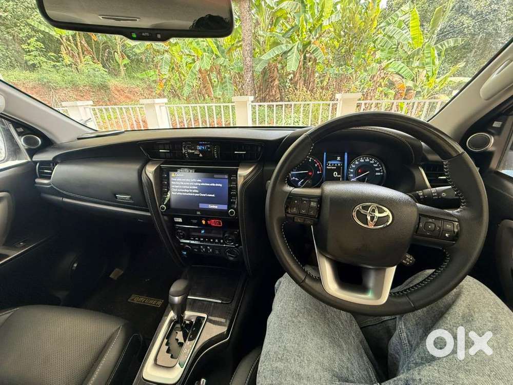 Toyota Fortuner 2025 Diesel Well Maintained