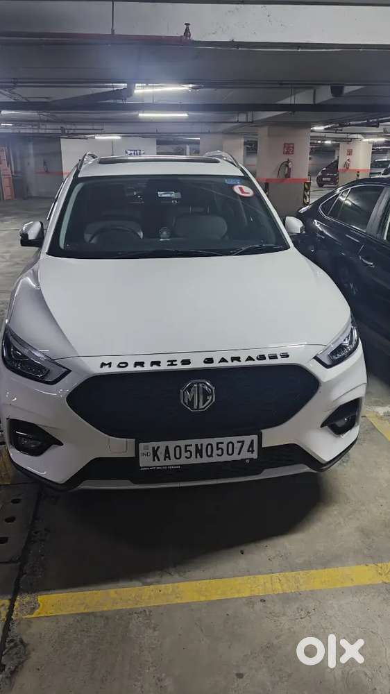 Mg Astor 2025 Petrol 2000 Km Driven
