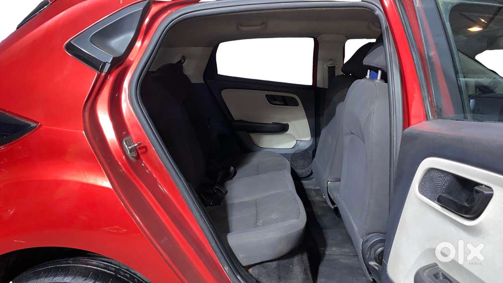 Tata Altroz Xm Plus Petrol, 2023, Petrol