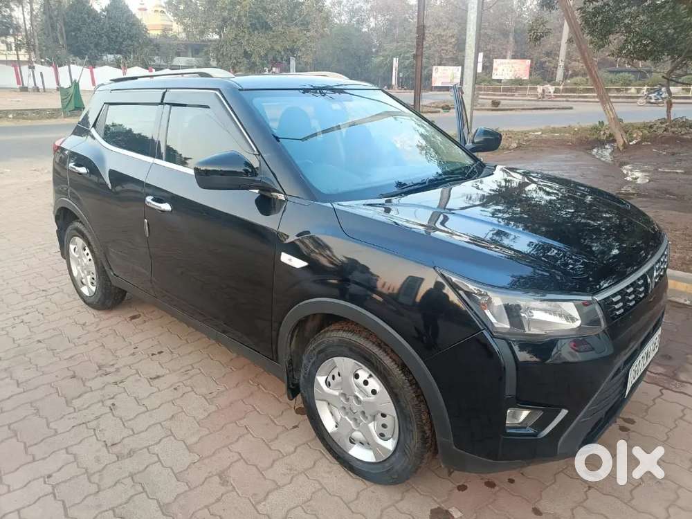 Mahindra Xuv300 Petrol 2023