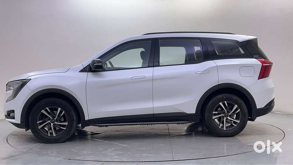 Mahindra Xuv700 2.2 Ax 5 Diesel At 7 Str, 2022, Diesel
