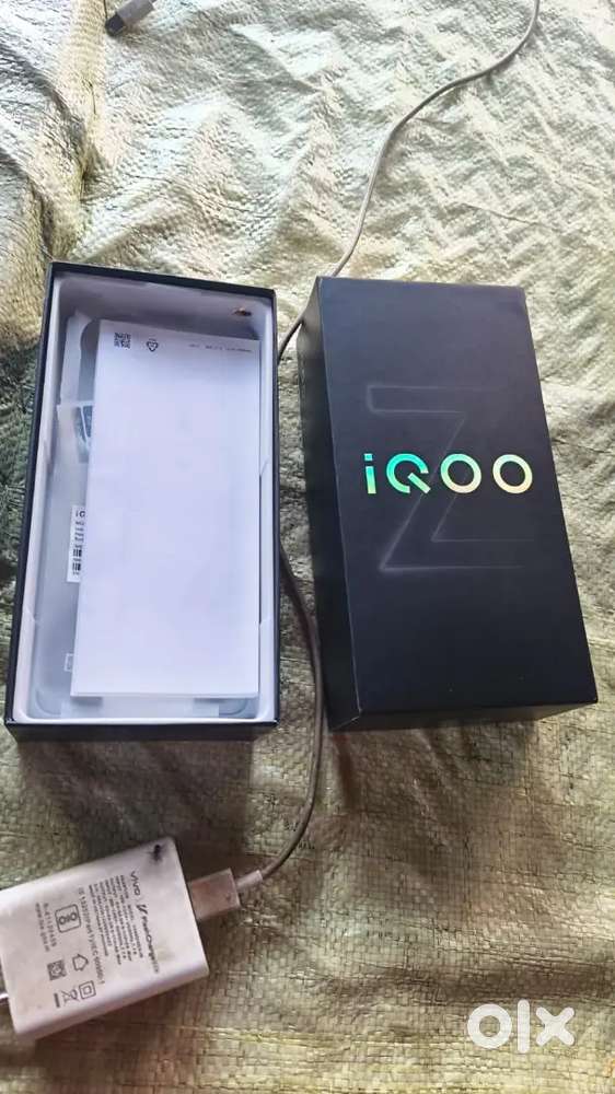 Iqooz10r 5