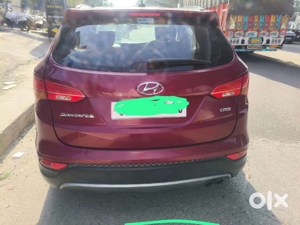 Hyundai Santa Fe Diesel 2015 Excellent Condition