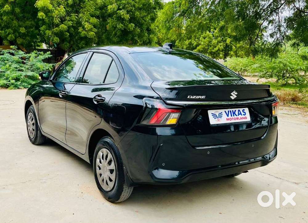 Maruti Suzuki Dzire 1.2 Vxi Amt, 2025, Petrol
