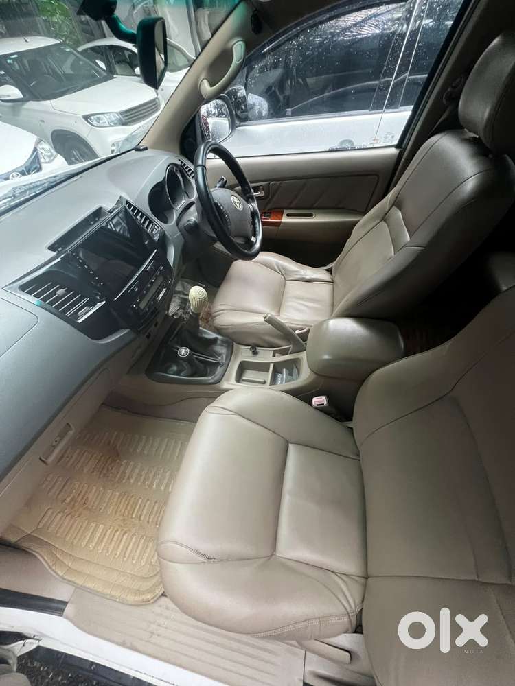 Toyota Fortuner 3.0 4x4 Manual, 2011, Diesel