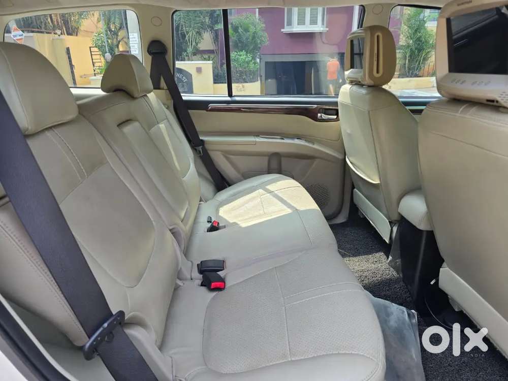 Mitsubishi Pajero Sport Select Plus 4x2 At