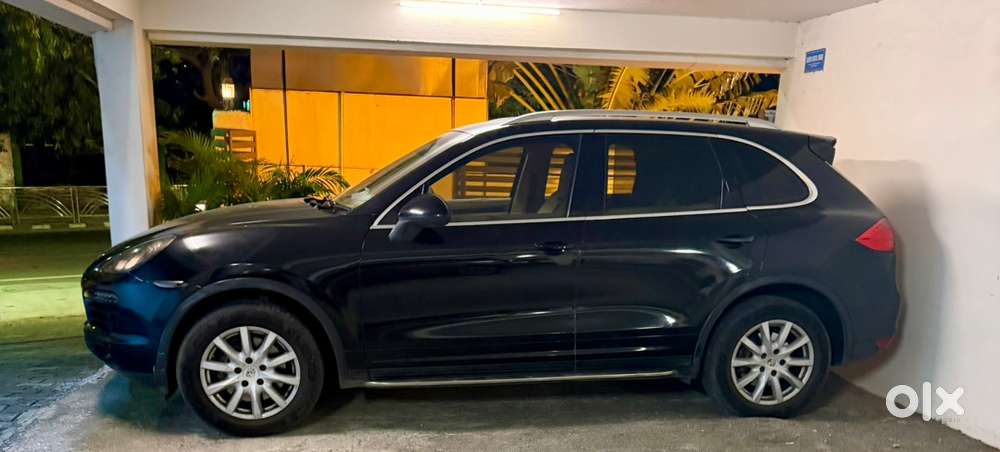 Porsche Cayenne 2012 Diesel 95000 Km Driven
