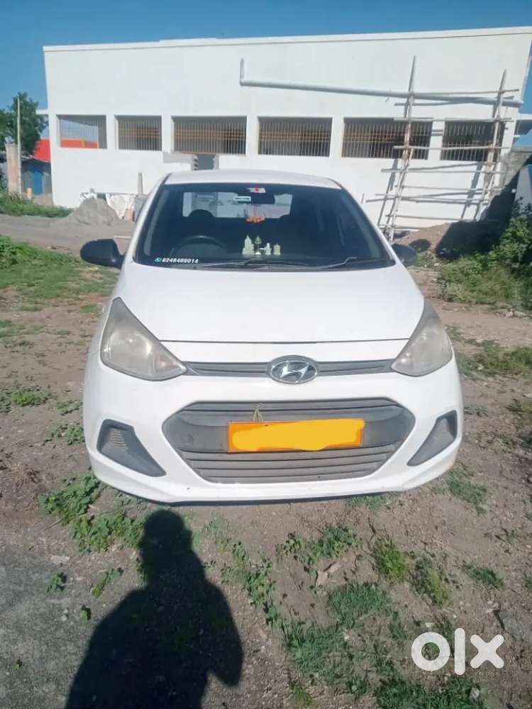 Hyundai Xcent 2017 T Board